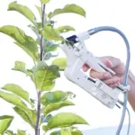 MINI-PAM-II-POROMETER Dark Shield on leaf